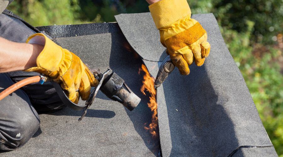 Expert Emergency Roof Repairs services in Waldron, IN